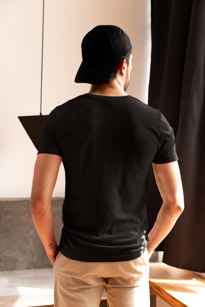 Hand crafted T-shirt - Image 3